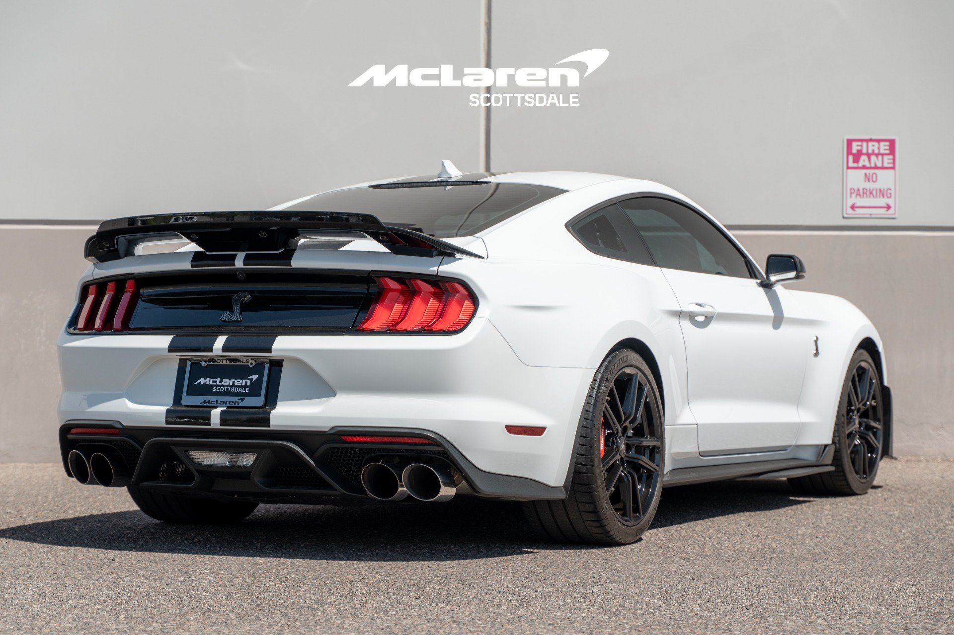 Used 2021 Ford Mustang Shelby GT500 w/ Technology Package RWD image 7