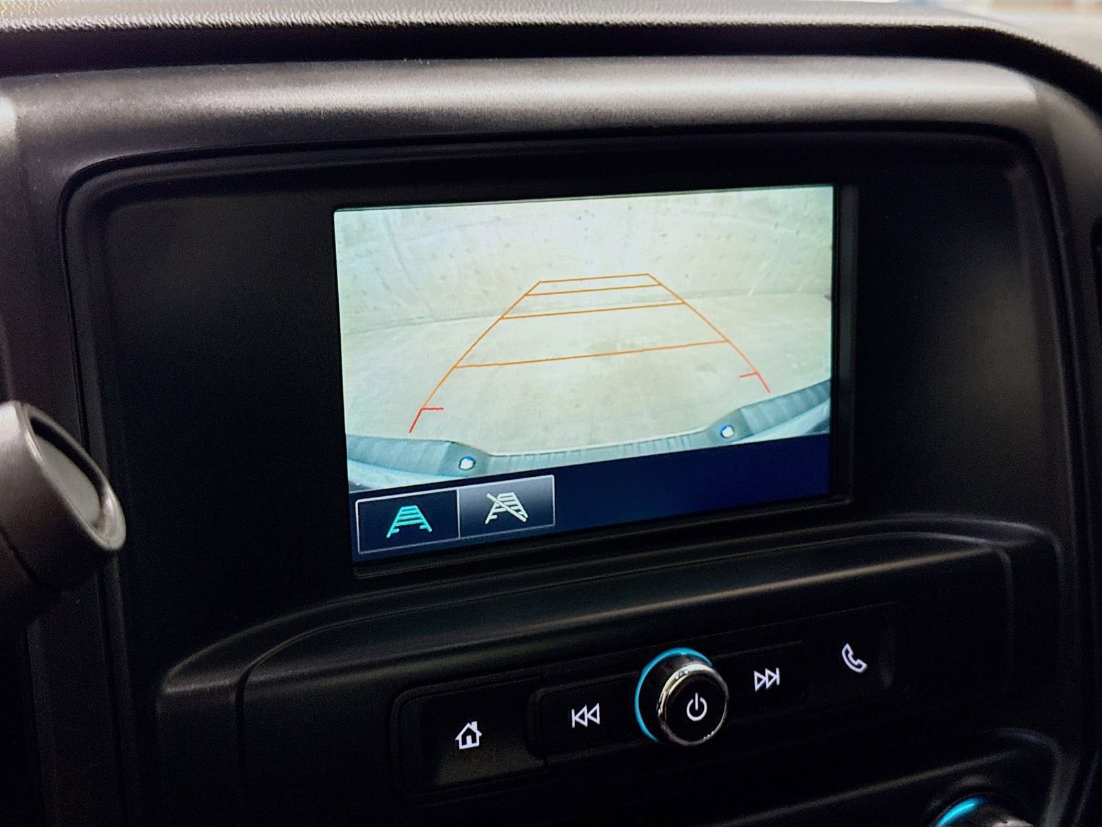 Used 2018 GMC Sierra 1500 2WD Regular Cab image 16