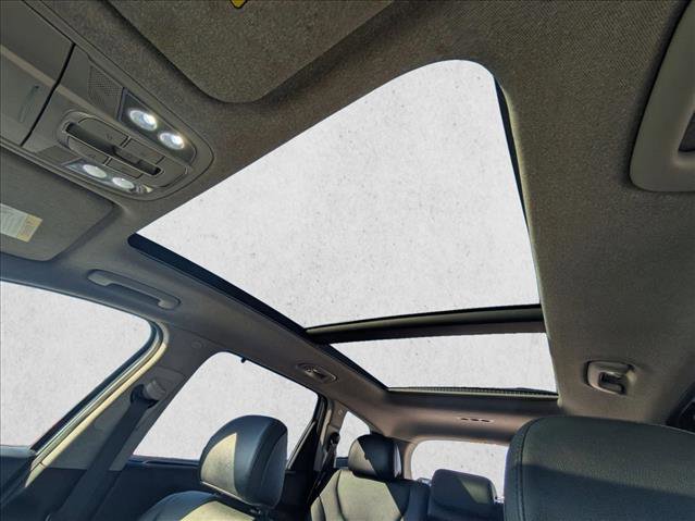 Used 2019 Hyundai Santa Fe Limited image 13