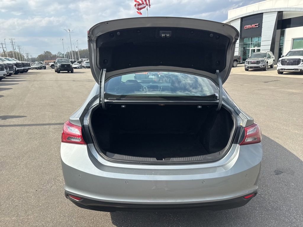 Used 2024 Chevrolet Malibu LT w/ Sport Edition image 28