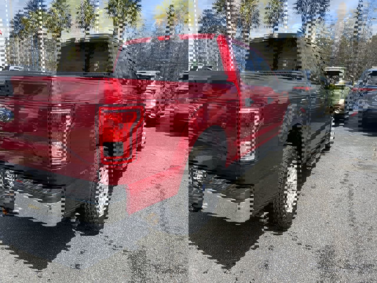 Used 2016 Ford F150 XLT image 10