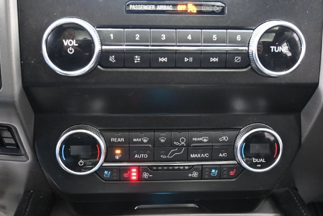 Used 2020 Ford Expedition Max XLT w/ Equipment Group 202A AWD/4WD image 24