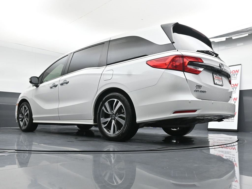 Used 2023 Honda Odyssey Touring image 39