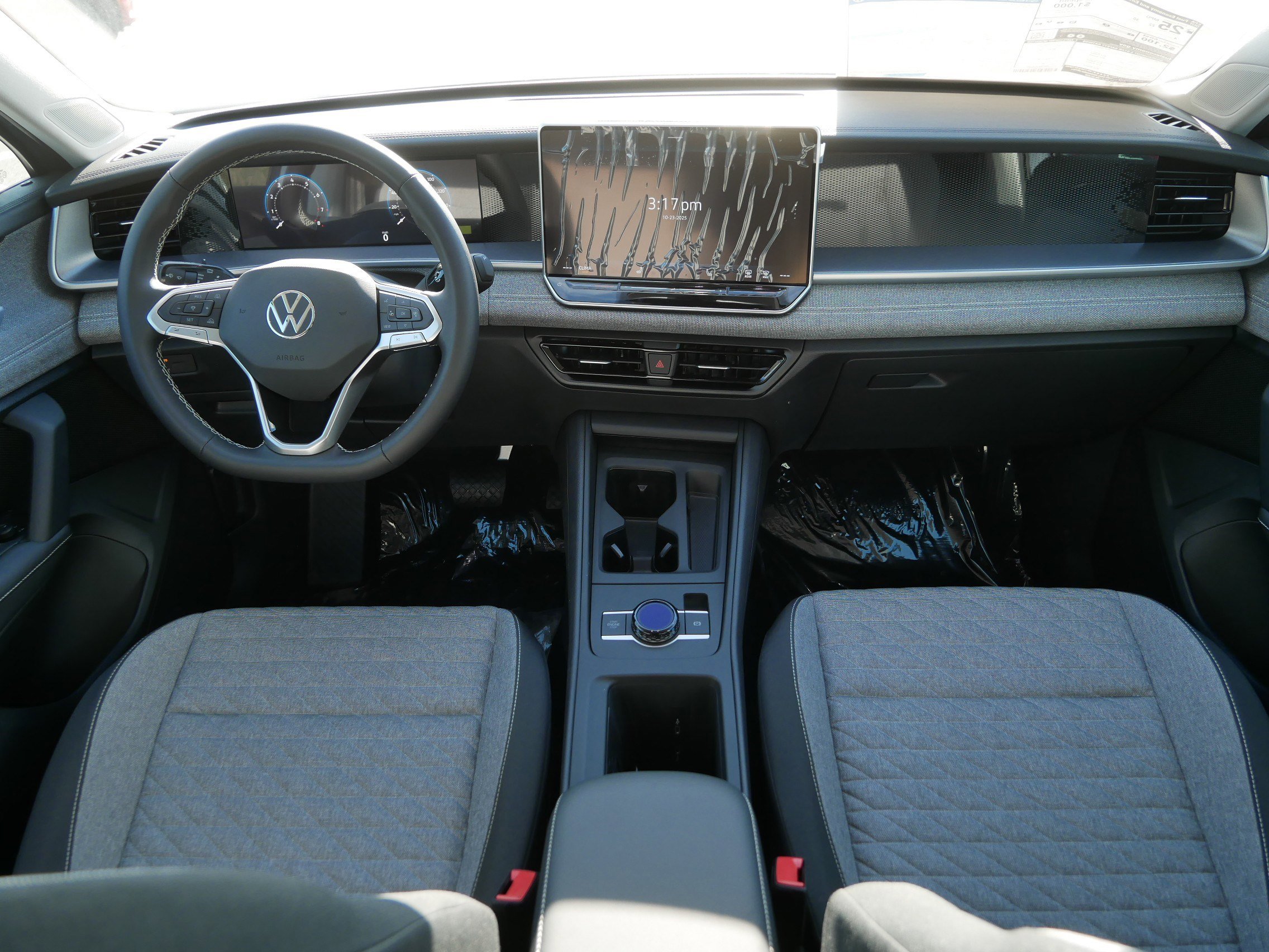 New 2025 Volkswagen Tiguan S image 9