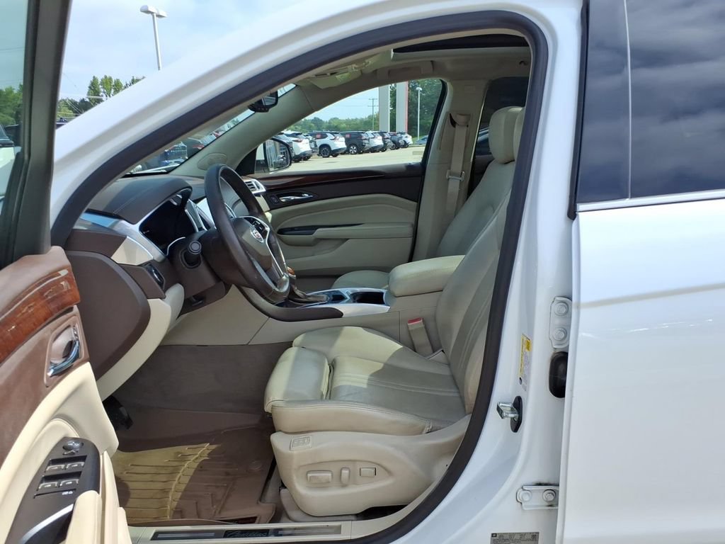 Used 2016 Cadillac SRX Performance w/ Driver Awareness Package FWD image 4