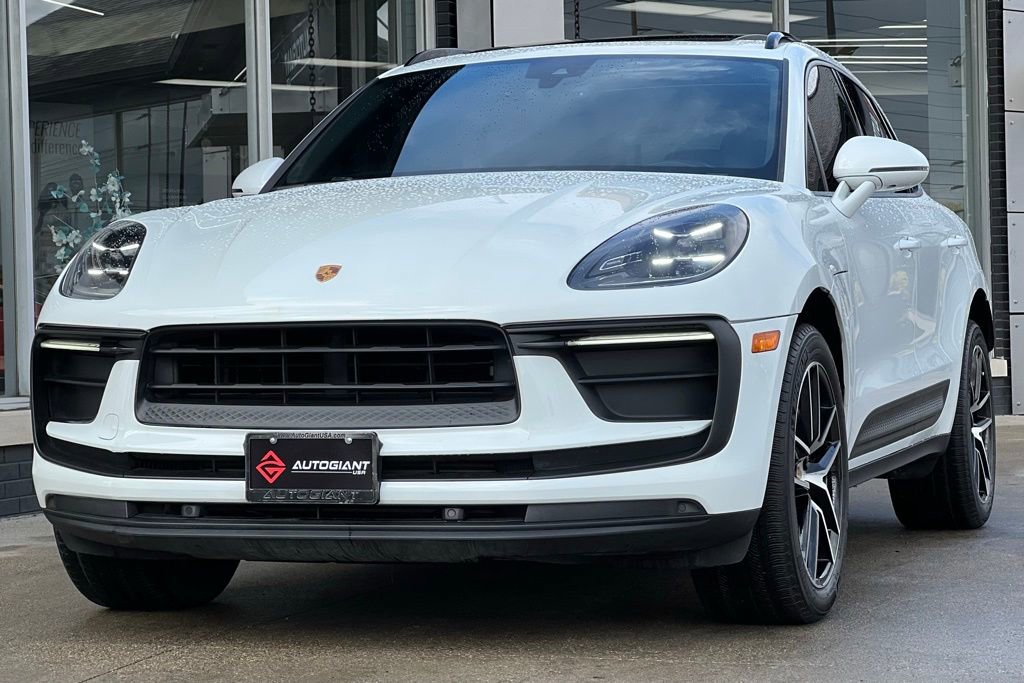 Used 2022 Porsche Macan image 13