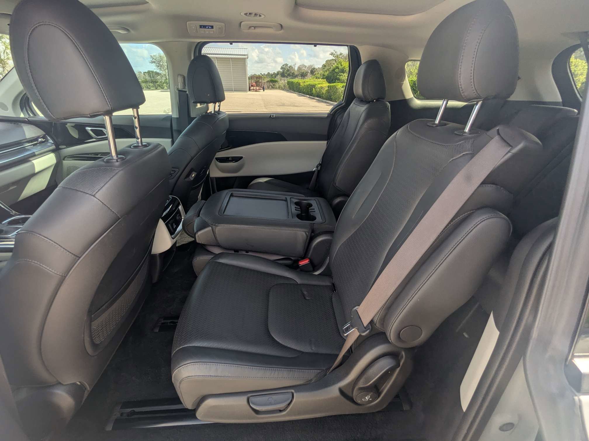 Used 2023 Kia Carnival SX Prestige FWD image 18