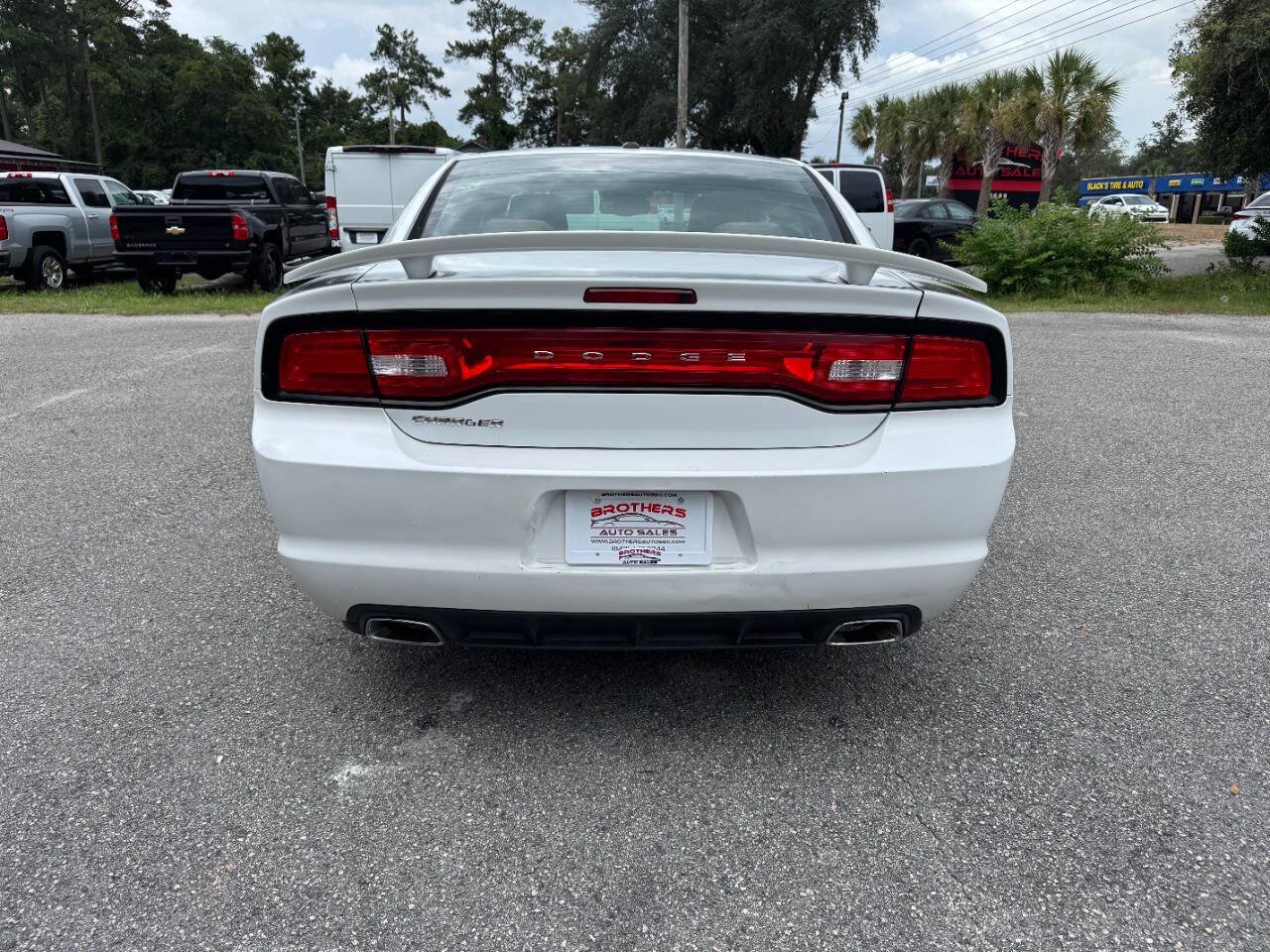 Used 2014 Dodge Charger SE w/ Sport Appearance Group RWD image 35