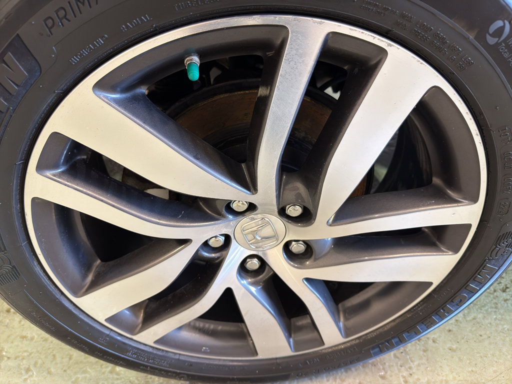 Used 2016 Honda Pilot Touring image 38