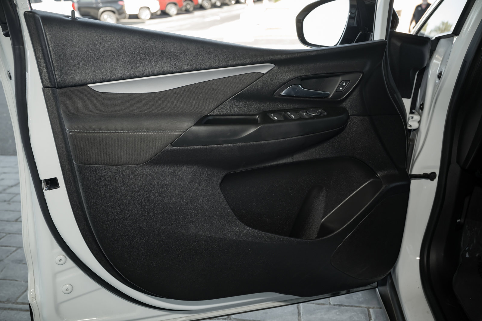 Used 2022 Chevrolet Bolt LT image 16