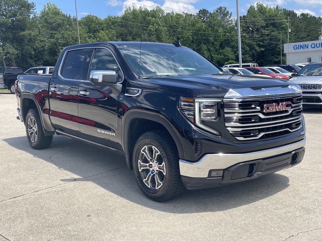 Used 2025 GMC Sierra 1500 SLT AWD/4WD image 5