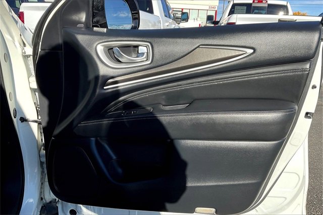 Used 2020 INFINITI QX60 Signature Edition image 19