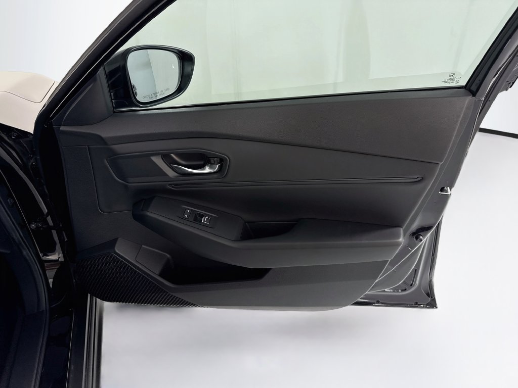 Certified 2024 Honda Accord EX image 25