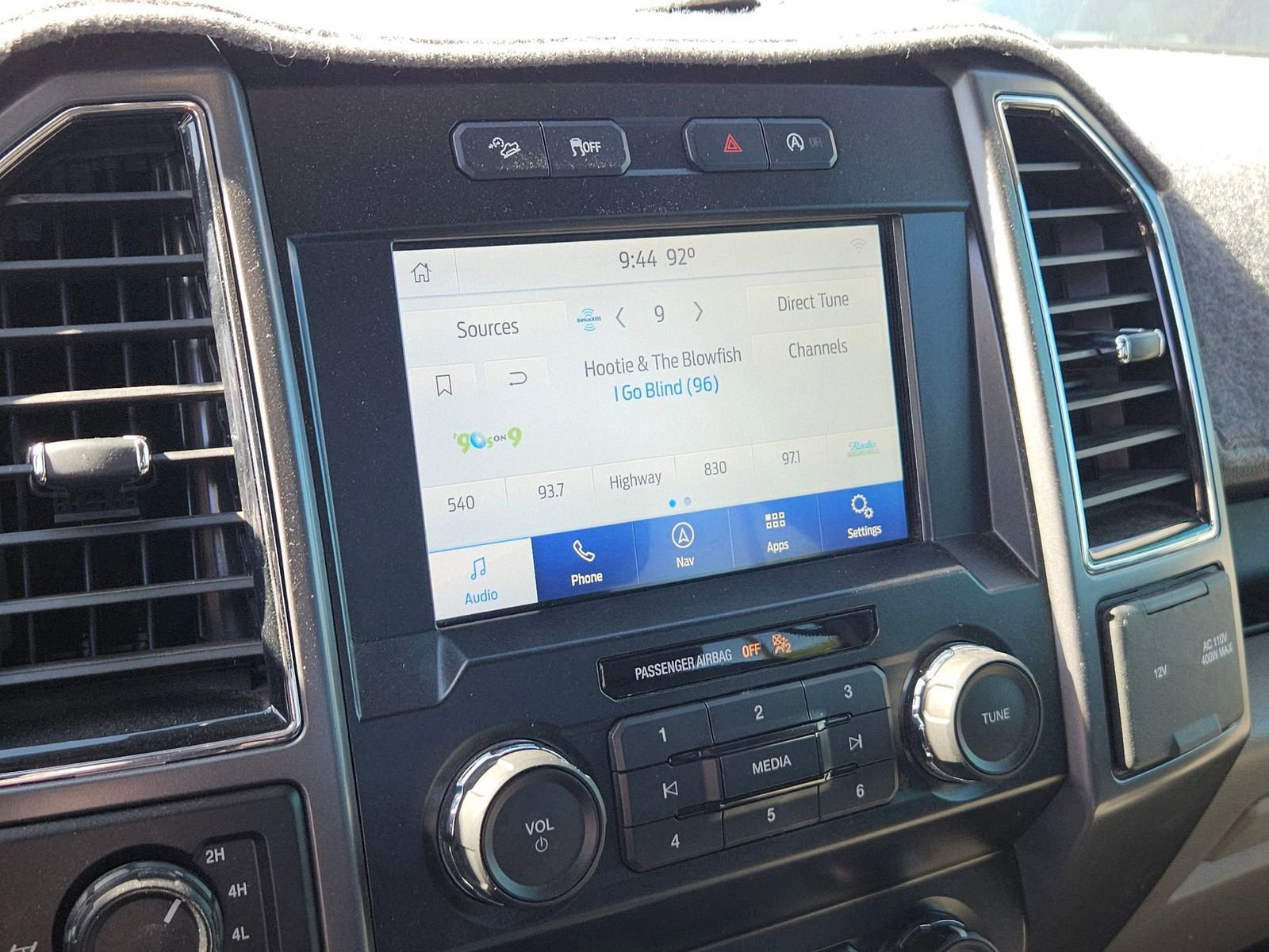 Certified 2020 Ford F150 XLT w/ Equipment Group 302A Luxury image 21