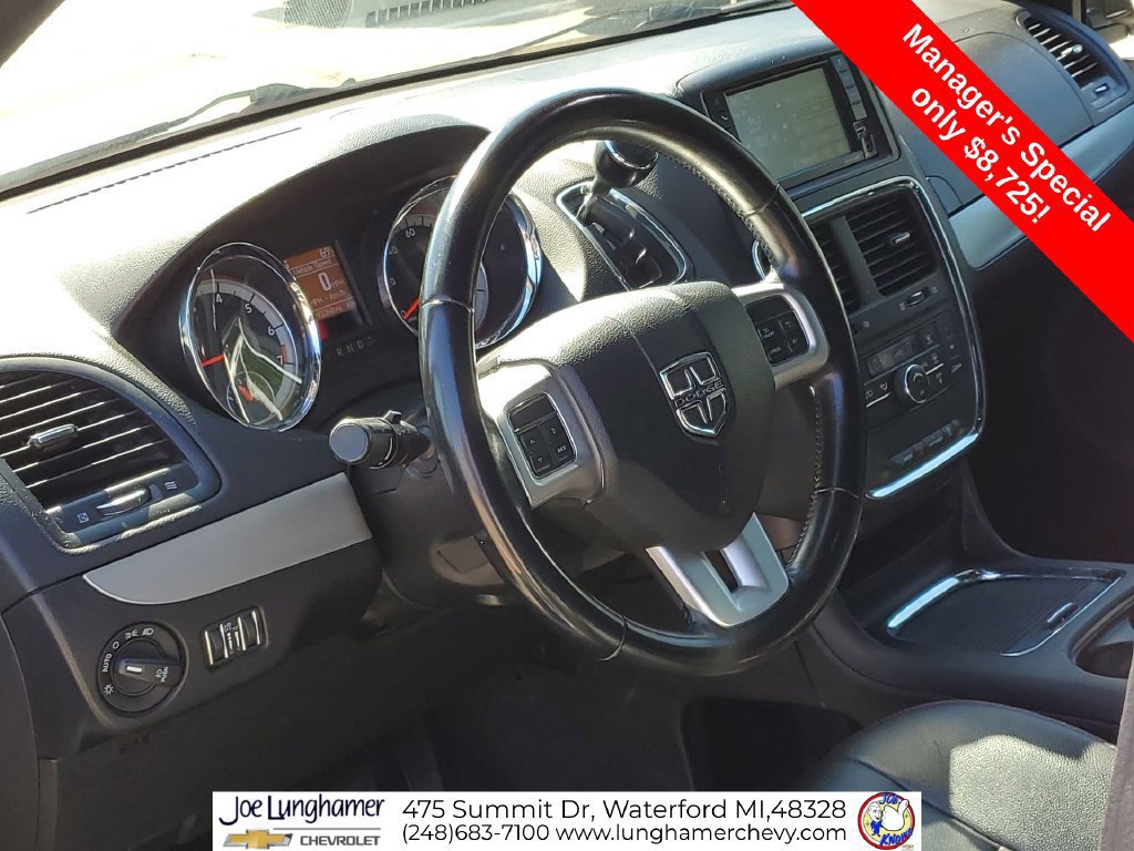 Used 2016 Dodge Grand Caravan R/T FWD image 11