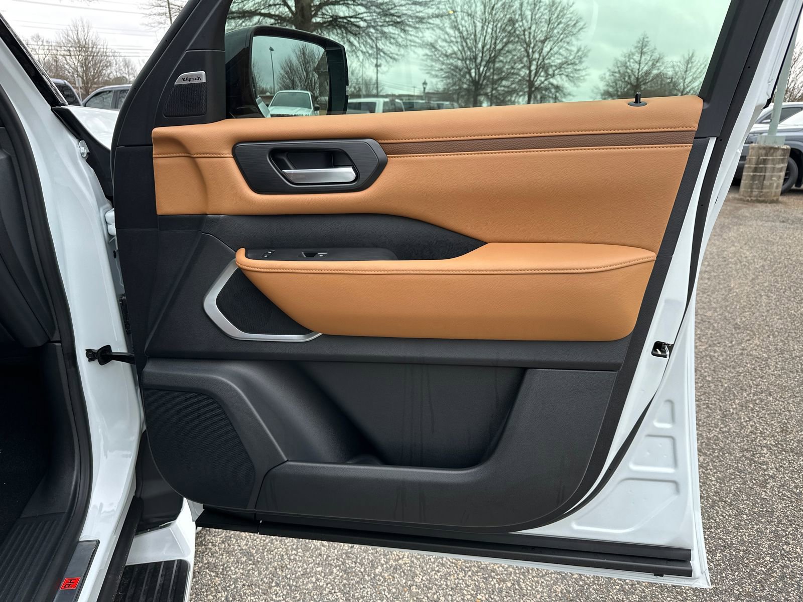 New 2026 Nissan Armada Platinum Reserve image 14