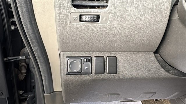 Used 2013 Nissan Xterra S w/ Value Package image 16