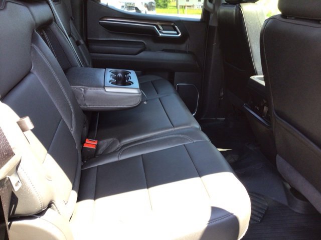 Used 2024 Chevrolet Silverado 1500 LT Trail Boss w/ Convenience Package II image 22