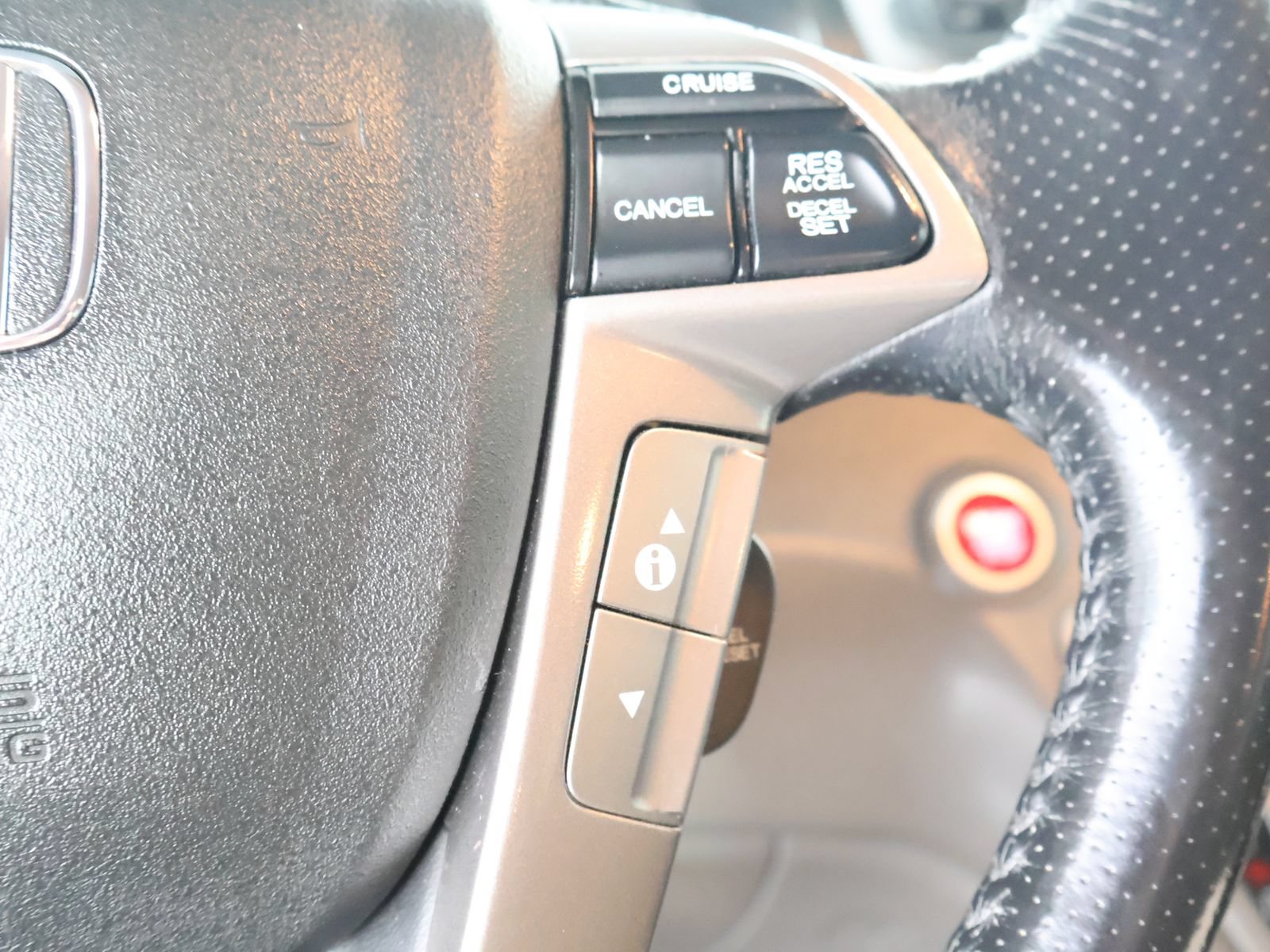 Used 2016 Honda Odyssey Touring image 35
