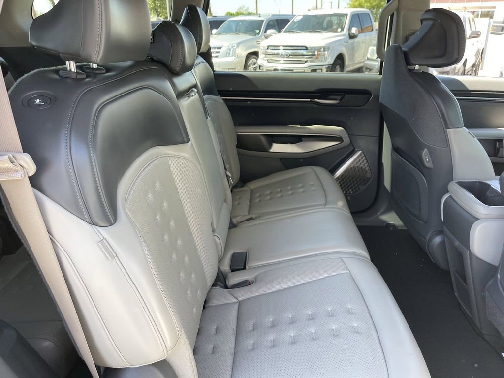 Used 2024 Kia EV9 Wind image 15