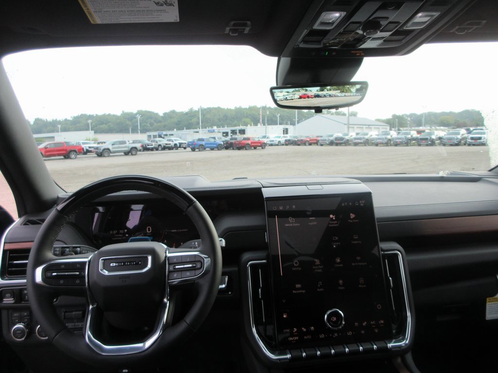 New 2026 GMC Yukon Denali w/ Denali Reserve Package image 16