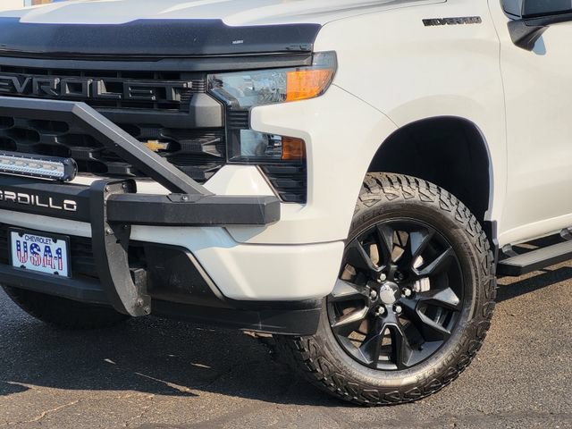 Used 2022 Chevrolet Silverado 1500 Custom AWD/4WD image 2