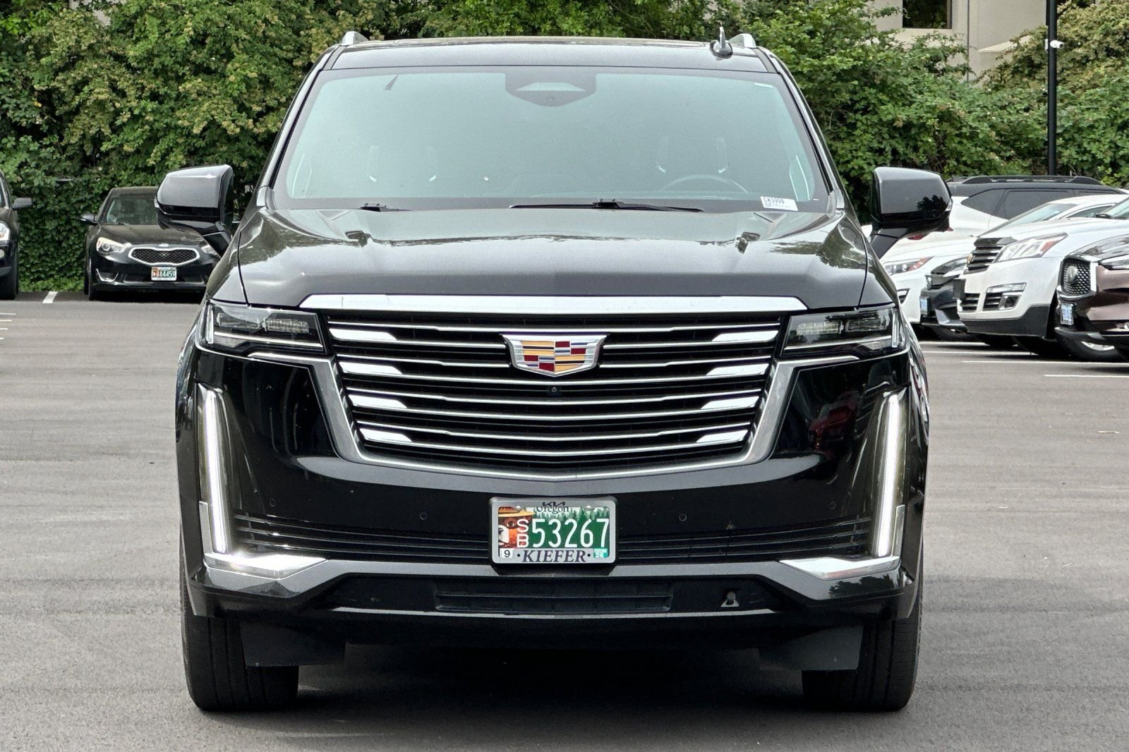 Used 2023 Cadillac Escalade Premium Luxury Platinum AWD/4WD image 9