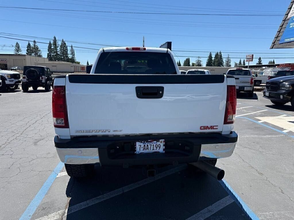 Used 2010 GMC Sierra 2500 SLT w/ SLT Convenience Package AWD/4WD image 6