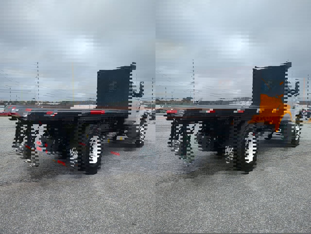 Used 2023 Ford F650 2WD Regular Cab Super Duty image 3