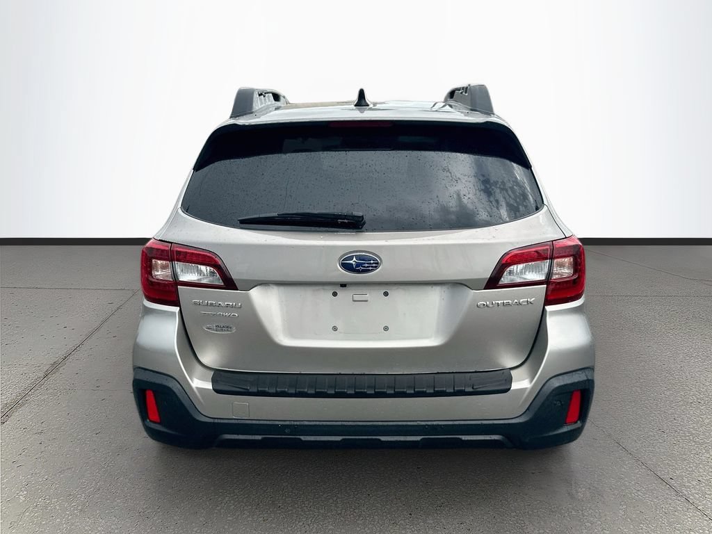 Used 2018 Subaru Outback 2.5i Limited AWD/4WD image 6