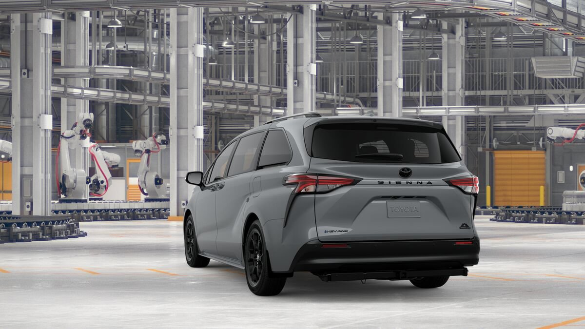New 2026 Toyota Sienna XLE Woodland Edition AWD/4WD image 7