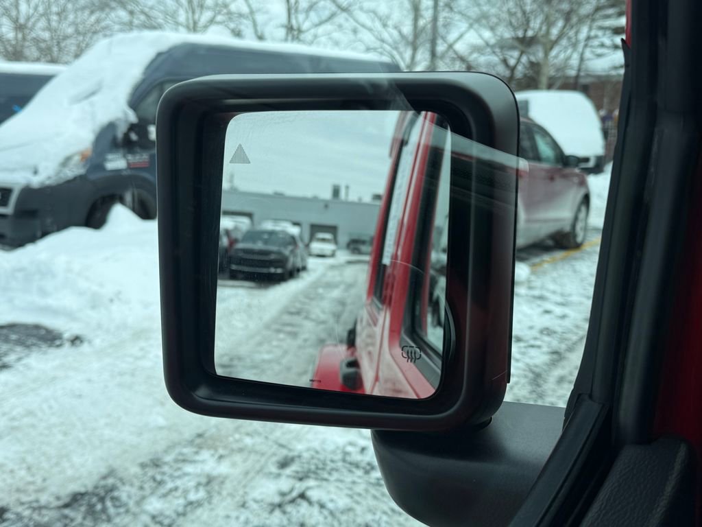 Used 2020 Jeep Wrangler Unlimited Rubicon w/ Advanced Safety Group image 20