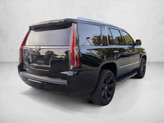 Used 2019 Cadillac Escalade Luxury RWD image 5