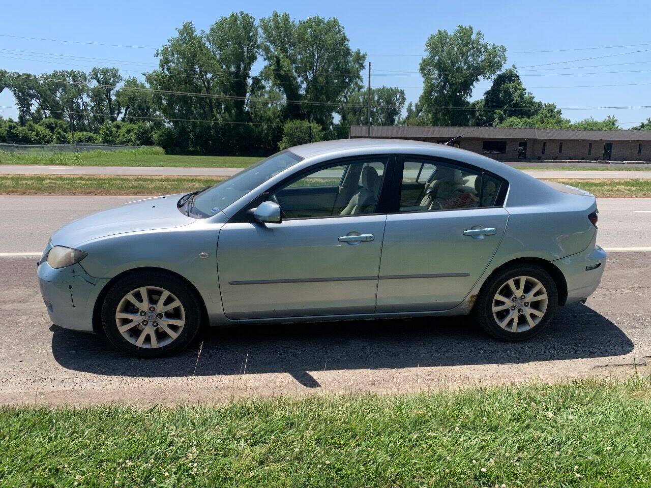 Used 2007 MAZDA MAZDA3 i Touring FWD image 8