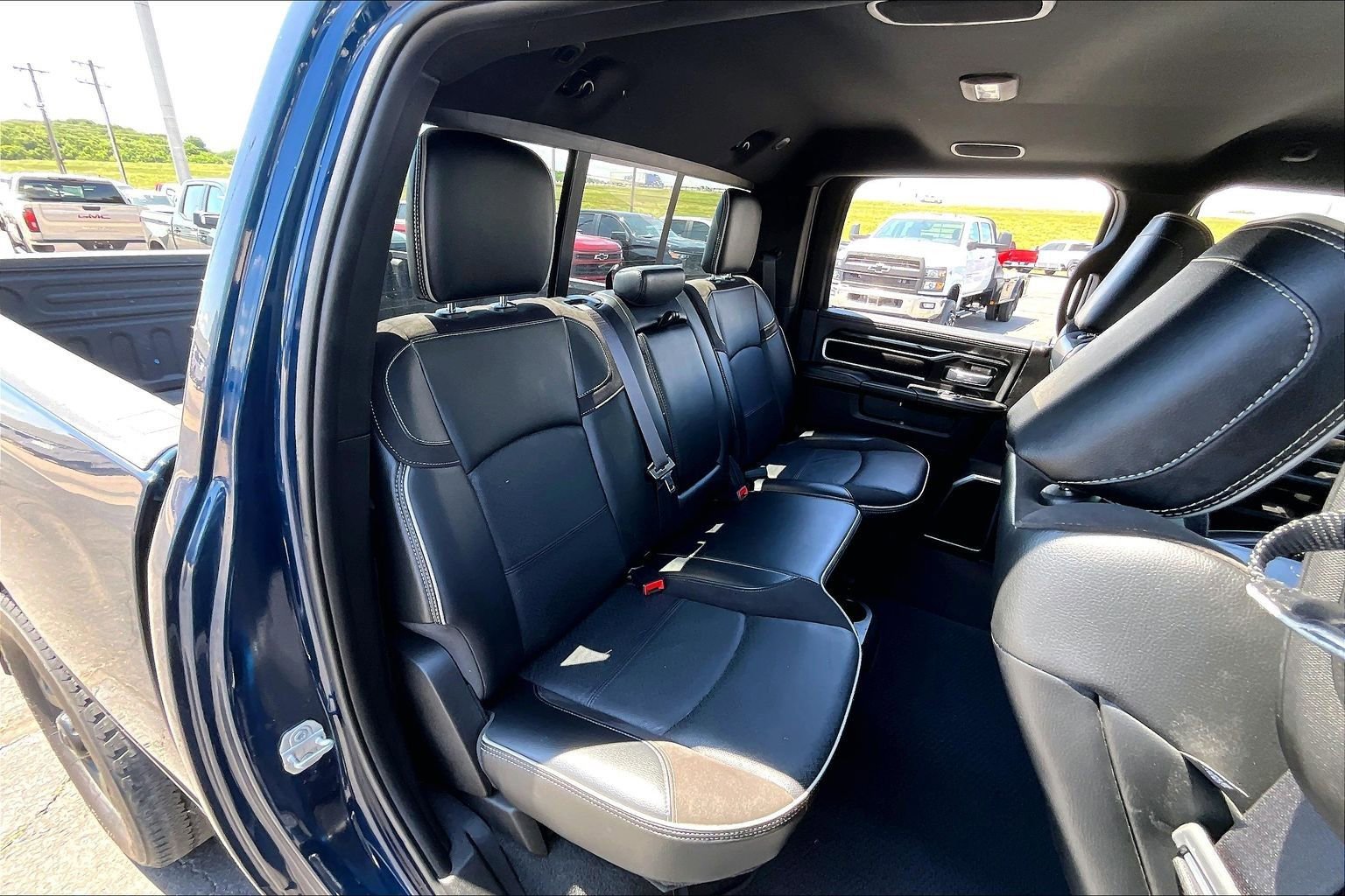 Used 2023 RAM 2500 Laramie AWD/4WD image 27