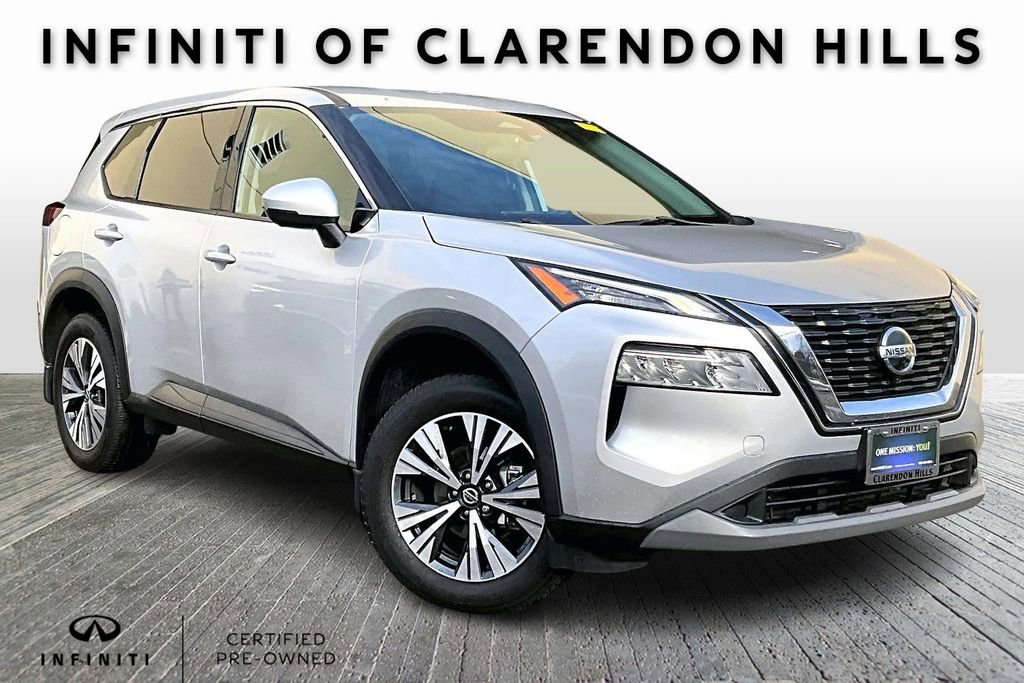 Used 2021 Nissan Rogue SV image 1