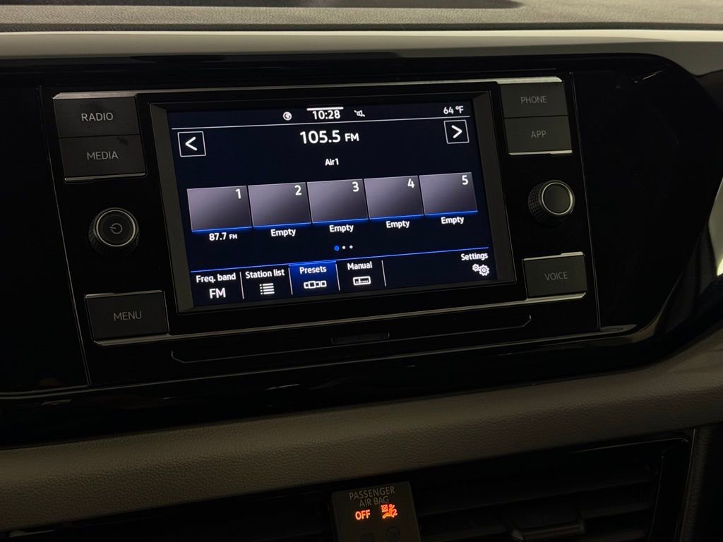 Used 2023 Volkswagen Taos S image 18