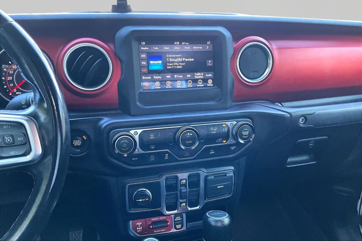 Used 2020 Jeep Gladiator Rubicon AWD/4WD image 7