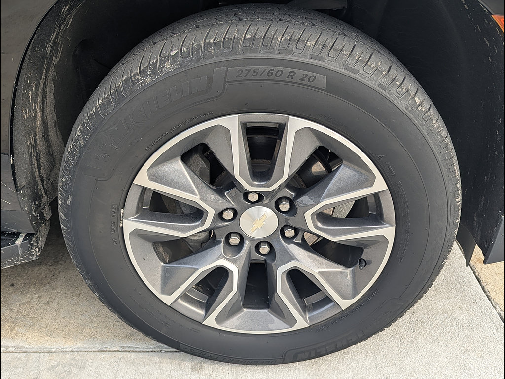 Used 2021 Chevrolet Tahoe LT w/ Rear Media and Nav Package AWD/4WD image 16