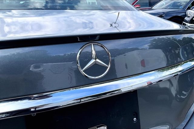 Used 2017 Mercedes-Benz E 300 4MATIC image 28