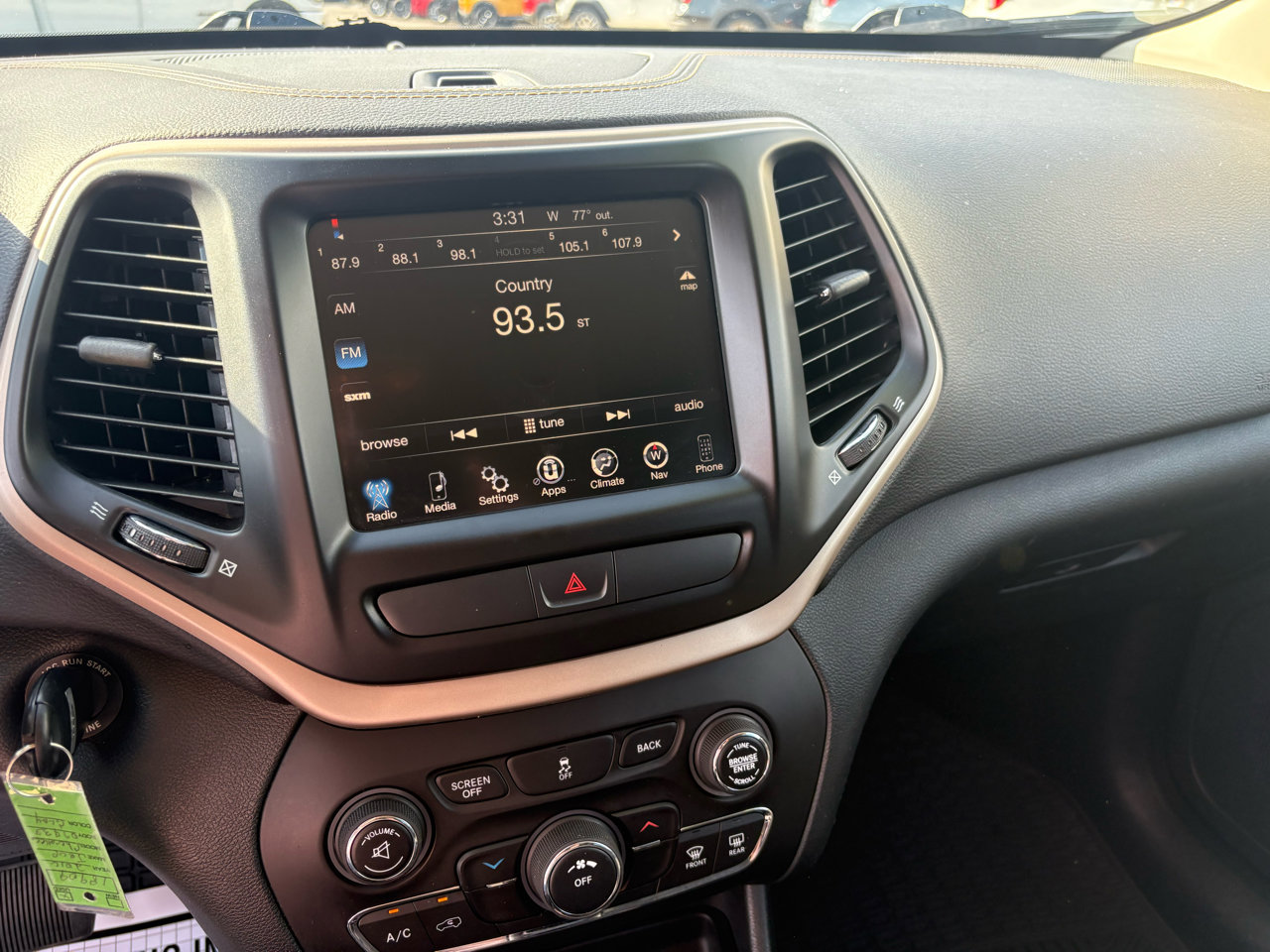 Used 2016 Jeep Cherokee Latitude image 23