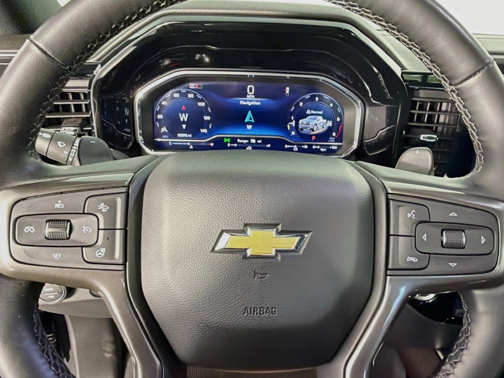 Used 2024 Chevrolet Silverado 1500 High Country AWD/4WD image 16
