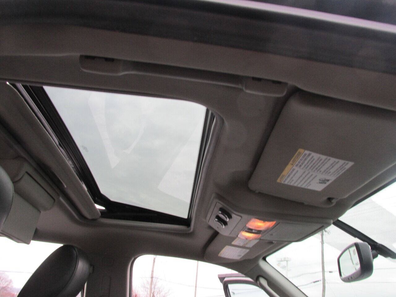Used 2012 Nissan Pathfinder Silver w/ DVD Entertainment Pkg AWD/4WD image 39
