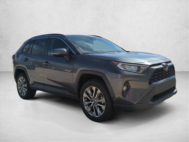 Used 2021 Toyota RAV4 XLE Premium FWD image 3