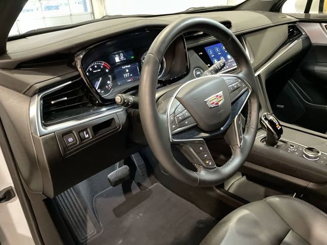 Certified 2025 Cadillac XT5 Premium Luxury image 16