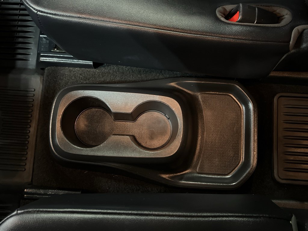 Used 2020 Toyota Highlander XLE image 36