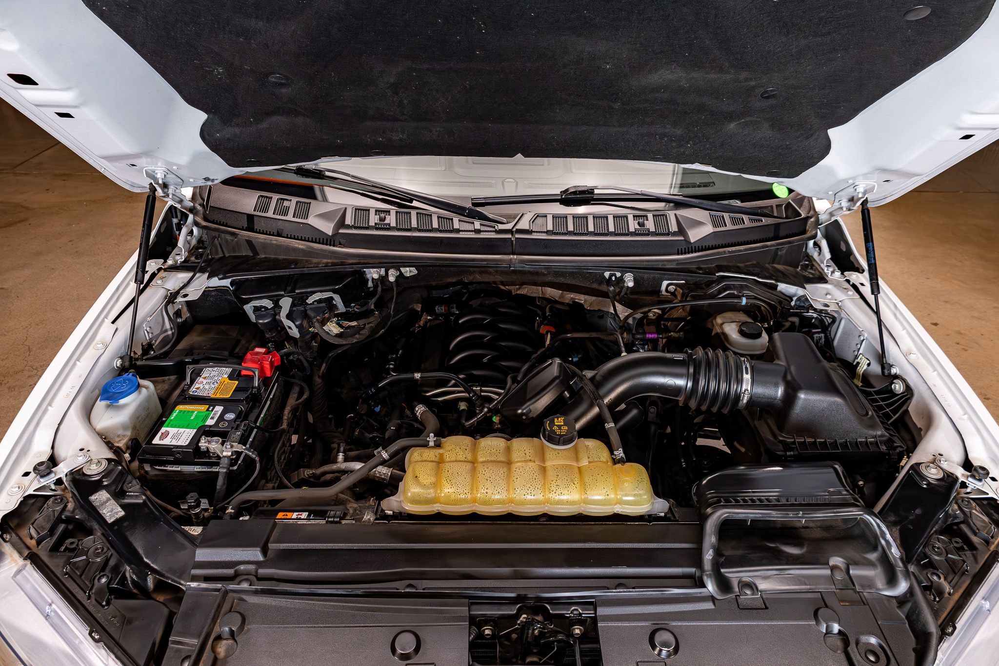 Used 2019 Ford F150 Lariat w/ Equipment Group 502A Luxury image 32