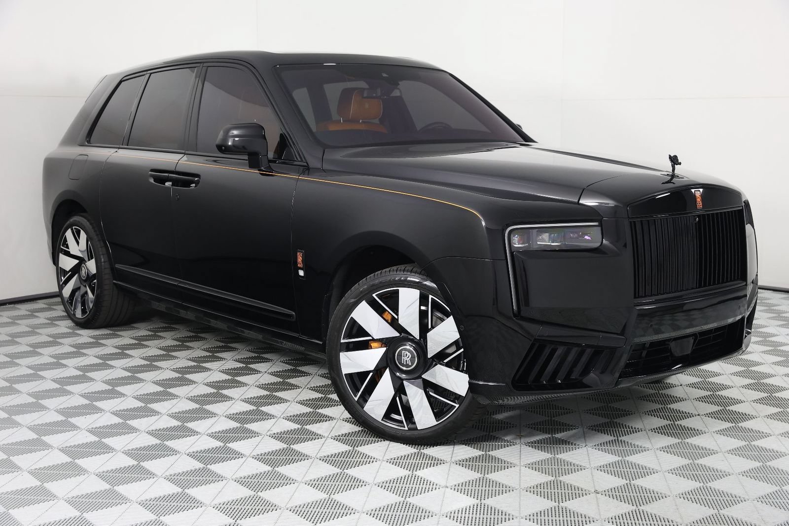 Certified 2025 Rolls-Royce Cullinan AWD/4WD image 9