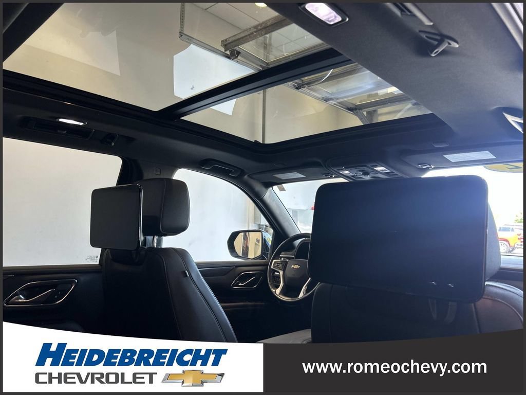 Used 2022 Chevrolet Tahoe LT w/ LT Signature Plus Package AWD/4WD image 35