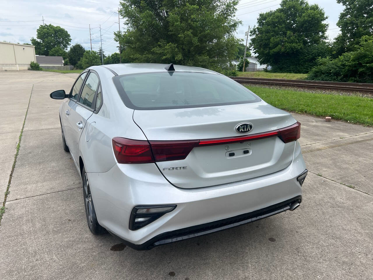Used 2020 Kia Forte LXS FWD image 2